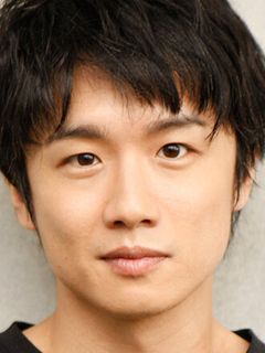 Сюнсукэ Кадзама