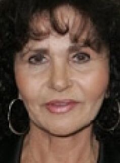 Лусеро Леон