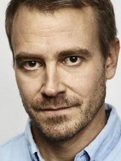 Дэниэл Денсик