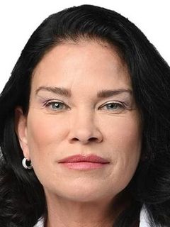 Деметра Хэмптон