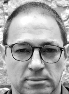 Густаво Анхель Олая