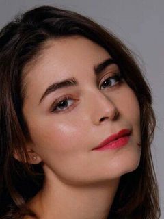 Мария Козакова