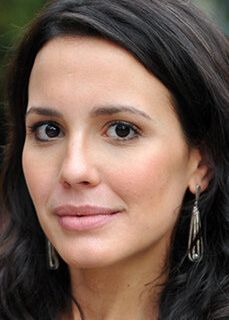 Жулиана Кнуст