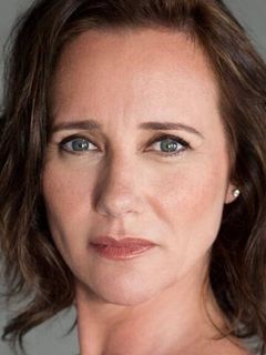 София Николсон