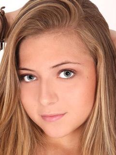 Жулия Мажеси