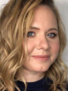 Анна Арапова