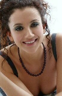 Люсия Оконе