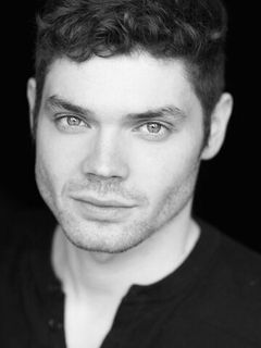 Гэбриел Биссет-Смит