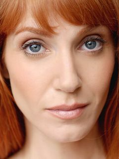 Гвен Холландер