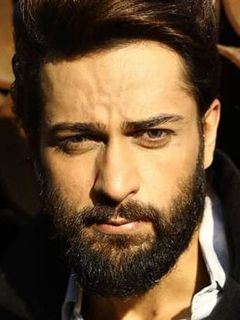 Шалин Бханот