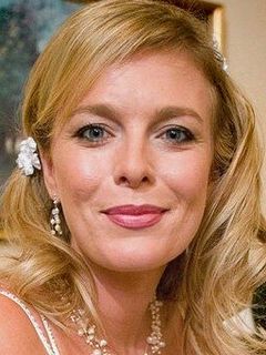 Люси Бенешова