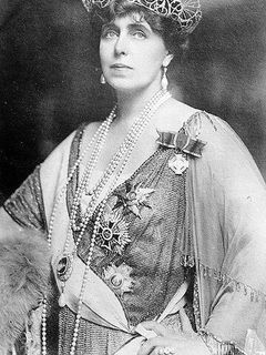 Королева Мария Румынская