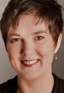 Штефани Бар