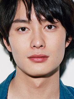 Масаки Окада