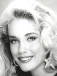 Тиффани Слоун