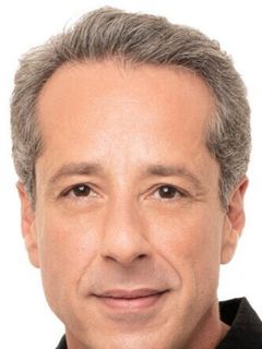 Отавио Мартинс