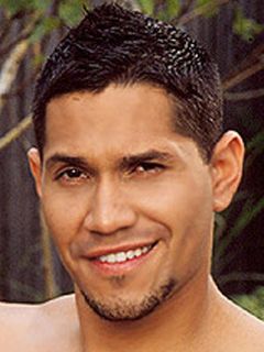 Алек Мартинес