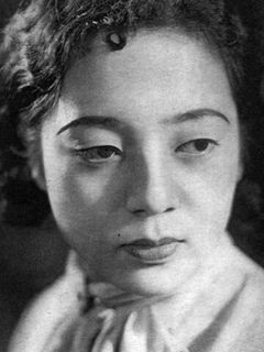 Кунико Миякэ