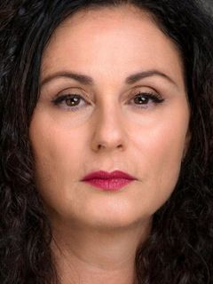 Хана Азулай-Хасфари