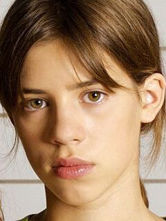 Полин Аккар