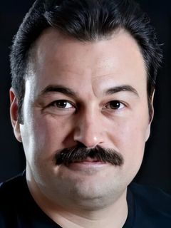 Алпер Дюзен