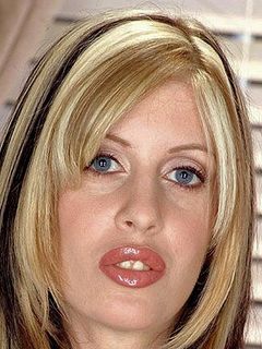 Алексия Мур