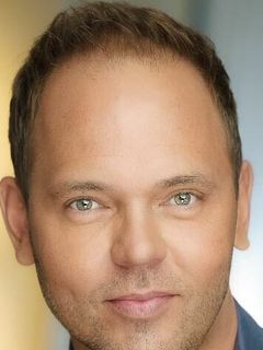 Лаурис Рейникс