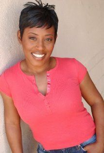 Мишель Дэннис