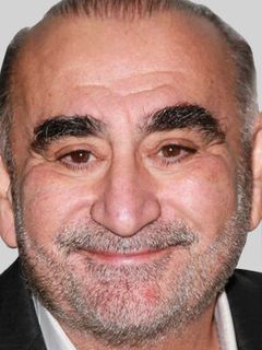 Кен Давитян
