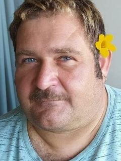 Луис Серрат