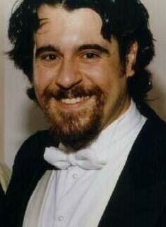 Карлос Альварес