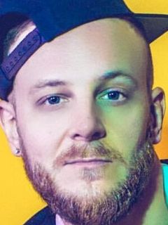 Адам Джозеф