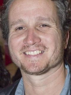 Йони Зихольц