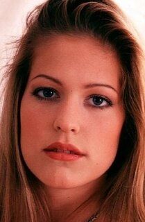 Габриэлла Вульф