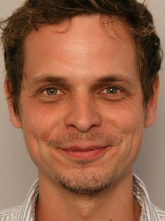 Микал Ховланд