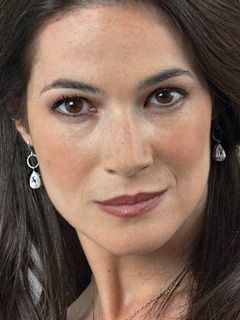 Паула Невиш