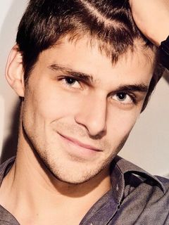 Тьяго Де Лос Рейс