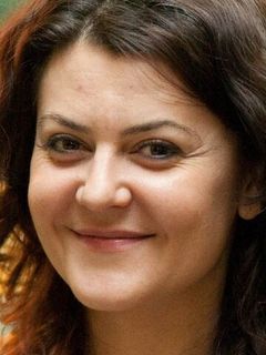 Изабела Неамту