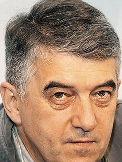 Евгений Каменькович