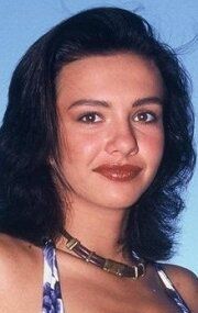 Аньес Тилли