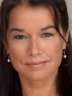 Келли Брэдли