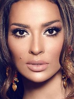 Надин Нжейм