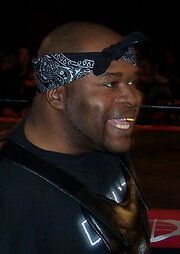 Джулиус Смоукс