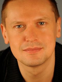 Олег Макаров