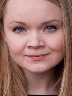 Клер Луиз Коннолли