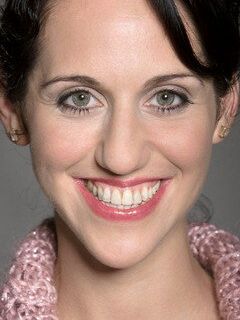 Леонор Сваркас