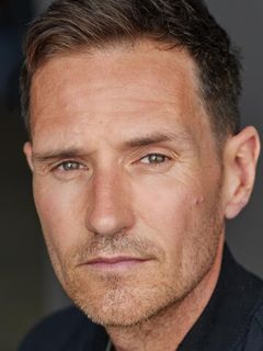 Бенедикт Уолл