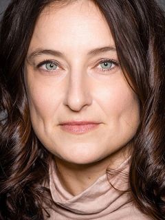 Адель Романски