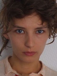 Каролин Деманжель