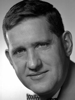 Харольд Эгнью